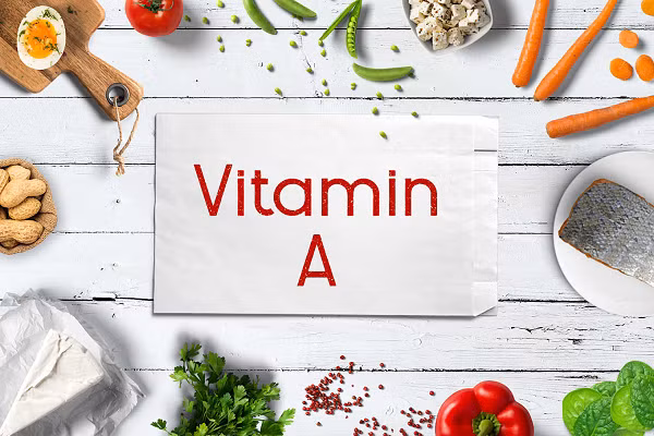 Vitamin A bảo vệ giác mạc trong khi lutein và zeaxanthin có thể làm giảm nguy cơ phát triển bệnh thoái hóa điểm vàng hoặc bệnh tăng nhãn áp. Kẽm là chất quan trọng giúp bạn có thể nhìn rõ hơn vào ban đêm hoặc khi ánh sáng yếu.