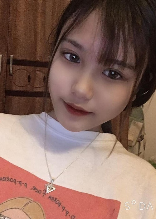 Hiệp Gà cho biết, con gái lớn là người rất hiểu chuyện và biết thông cảm với hoàn cảnh của bố. Ảnh: Vietnamnet.