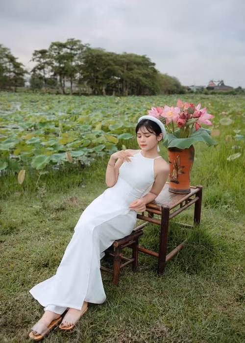 Từ năm 2022, phía gia đình bạn trai Hân Huyền đã xin cưới nhưng lúc đó Hân Huyền mới đậu đại học nên Hiệp Gà không đồng ý. Ảnh: FBNV.