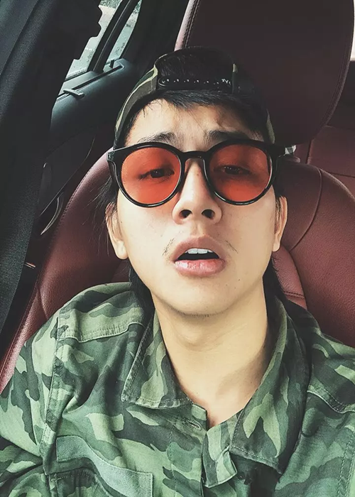 Năm 2018, Hoài Lâm vướng tin đồn sử dụng chất gây nghiện khiến sức khỏe kém, không đi hát. Phía quản lý của nam ca sĩ phủ nhận tin đồn này. Ảnh: Vietnamnet.