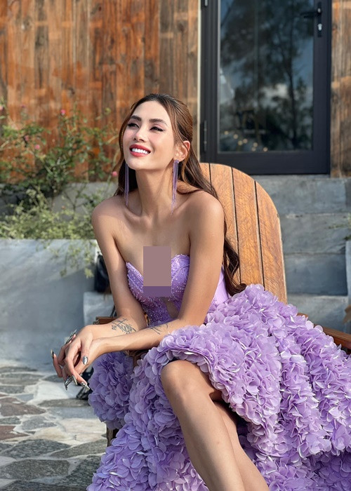 Được gia đình hai bên ủng hộ chuyện tình cảm, Võ Hoàng Yến và bạn trai dự định tổ chức đám cưới vào tháng 7/2020. Thế nhưng, vì COVID-19, cặp đôi rời hôn lễ sang năm 2021. Sau đó, Võ Hoàng Yến một lần nữa hoãn cưới vì công việc bận rộn.