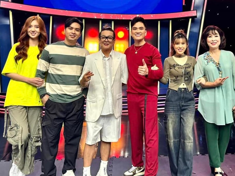 Hồ Quang Hiếu và vợ kém 17 tuổi cùng tham gia một số gameshow. Ảnh: FBNV.