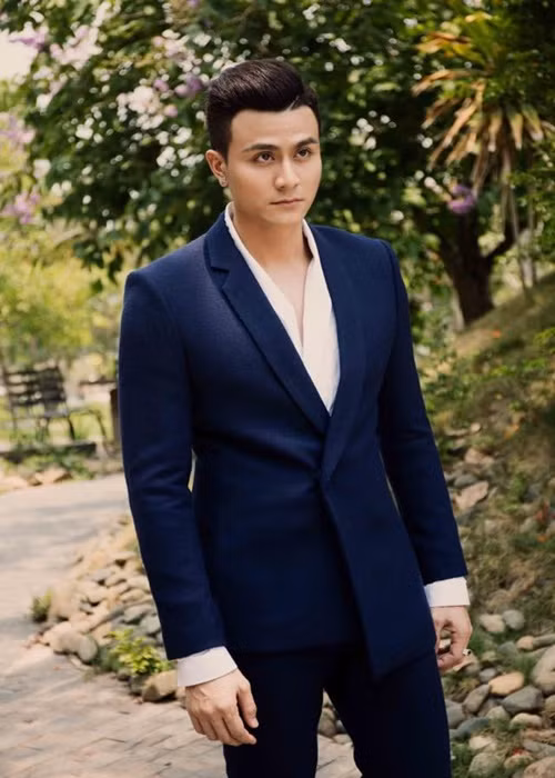 Vĩnh Thụy tuổi 34: Từng phá sản, bí mật cưới vợ gia thế "khủng" Vinh Thuy tuoi 34: Tung pha san, bi mat cuoi vo gia the