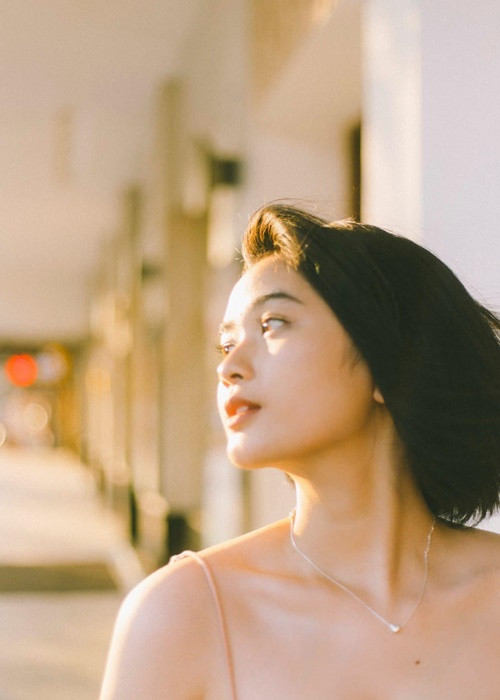 Gương mặt của Ngọc Xuân được đánh giá đậm chất điện ảnh. Ảnh: FBNV.