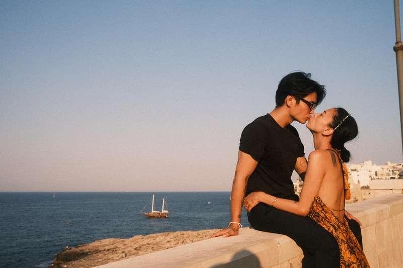 Ngô Thanh Vân và chồng kém 11 tuổi thích đi du lịch, tập gym.