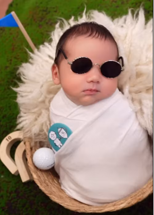 Con trai Minh Hằng chào đời vào tháng 8/2023, tên thân mật là Mỡ.