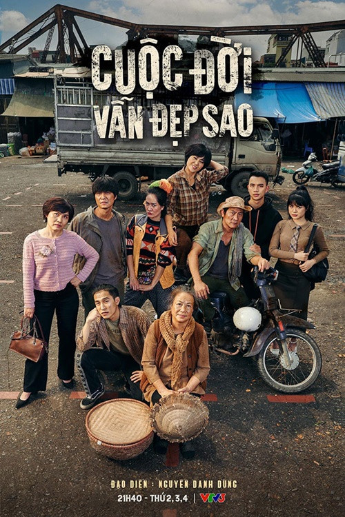 Cuộc đời vẫn đẹp sao cũng là bộ phim giờ vàng VTV được đông đảo khán giả đón xem. Nội dung phim kể về những thân phận khốn khó nơi xóm chợ nghèo của thành phố, trung tâm của câu chuyện là cặp đôi Luyến - Lưu. Ảnh: Báo Đồng Nai.