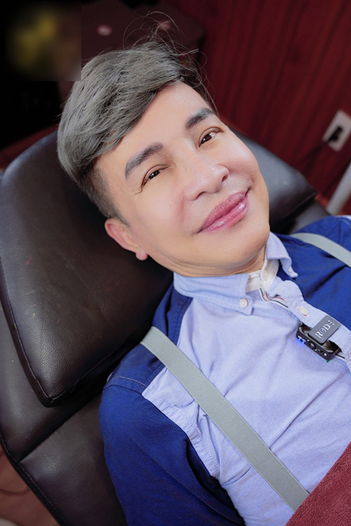 Mới đây, cư dân mạng lan truyền hình ảnh Thanh Bạch đi thêu lại lông mày, làm lại môi. Ảnh: Phụ Nữ Mới.