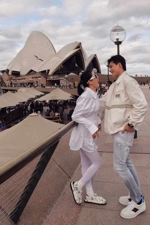 Lệ Quyên hẹn hò Lâm Bảo Châu sau khi ly hôn. Ảnh: FBNV.