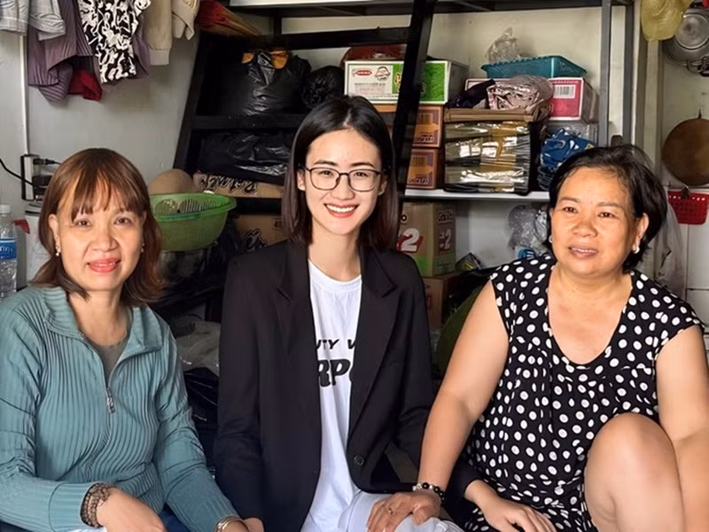 Đầu tháng 11/2023, Hoa hậu Ý Nhi đăng tải video xin lỗi khán giả, các đơn vị, cá nhân liên quan chịu ảnh hưởng bởi ồn ào của cô. Cô còn kể lại các hoạt động trong những tháng ở ẩn. Ảnh: Sen Vàng.