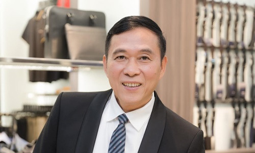 Nghe si truot danh hieu NSND gay on ao nhat Vbiz