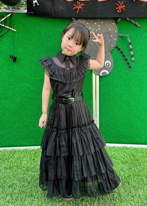 Con gái Quách Ngọc Tuyên càng lớn càng xinh xắn.