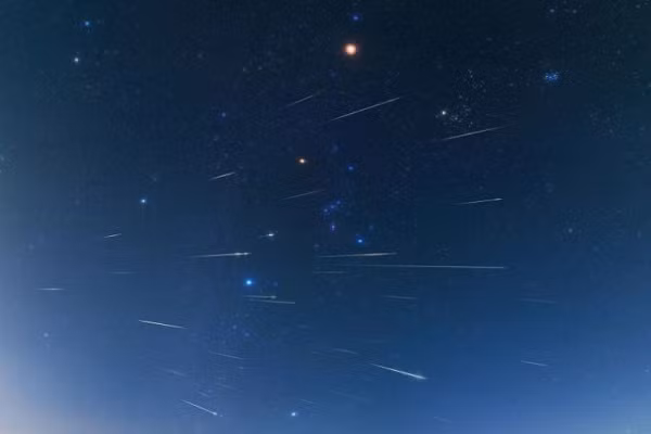 Nhung tran mua sao bang trong thang 12