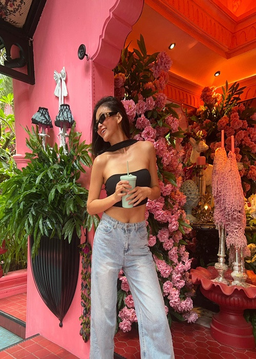 Mâu Thủy giảm 20 kg sau 5 tháng sinh con đầu lòng.