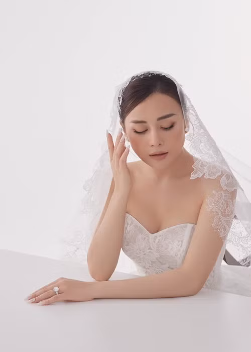 Nữ diễn viên phim Hương vị tình thân đã qua giai đoạn ốm nghén.