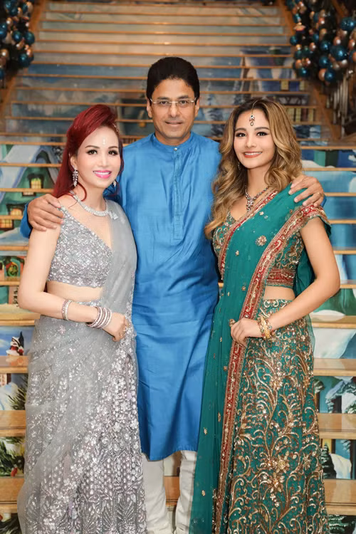 Hoa hậu Diệu Hoa động viên con gái thứ hai hãy coi việc bị nhầm là hoa hậu Ấn Độ là một kỷ niệm đẹp trong cuộc sống. Ảnh: Dân Trí.