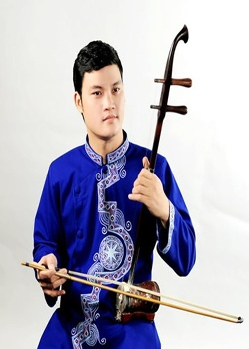 Nghệ sĩ Trần Văn Xâm qua đời ở tuổi 39 sau thời gian chống chọi bệnh ung thư máu. Anh được mệnh danh là “quái kiệt” đàn nhị. Ảnh: FBNV.