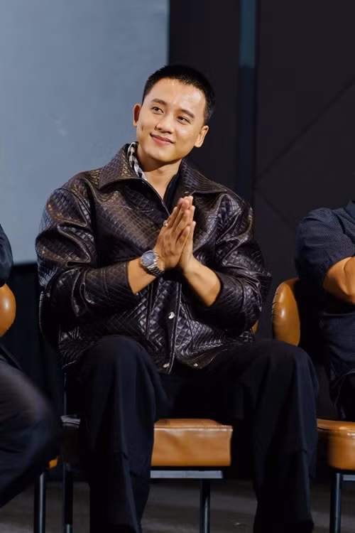 Tin đồn Mỹ Tâm - Mai Tài Phến hẹn hò rộ lên từ năm 2019. Cả hai bị đồn bén duyên sau khi đóng chung MV Đừng hỏi em và bộ phim điện ảnh Chị trợ lý của anh. Ảnh: FBNV.