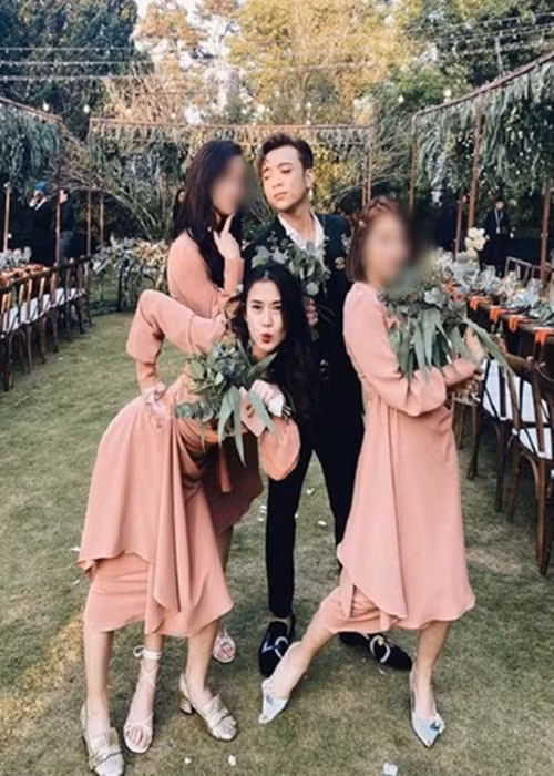 Năm 2020, Soobin Hoàng Sơn vướng nghi vấn hẹn hò hot girl Ngọc Thảo khi bị soi thường xuyên đăng tải ảnh cùng một địa điểm. Ngọc Thảo phủ nhận tin đồn yêu Soobin Hoàng Sơn. Cô chia sẻ trên Zing: "Tôi và Soobin đã chơi với nhau từ nhiều năm trước, khi Soobin mới Nam tiến lập nghiệp. Tôi không thể hiểu tại sao khán giả lại nghĩ tôi và Soobin là một đôi. Hai người chúng tôi hẹn hò là điều bất khả thi”. Ảnh: Sức Khỏe Và Đời Sống.