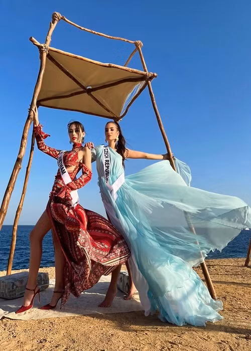 Dàn đối thủ đáng gờm của Ngọc Hằng gồm có: Venezuela, Thái Lan, Cuba, CH Czech, Nigeria, Colombia, Puerto Rico, Phần Lan, Philippines, Cameroon, Canada, Nhật Bản, Serbia. Ảnh: Instagram.