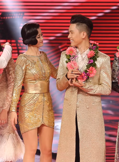 Năm 2020, Anh Tú rời công ty của vợ chồng Đông Nhi - Ông Cao Thắng sau ba năm gắn bó. Ảnh: VTV.