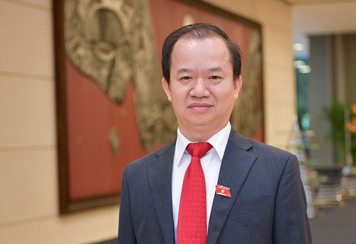 Sao Viet noi gi ve on ao xet tang danh hieu NSND lan 10?-Hinh-4