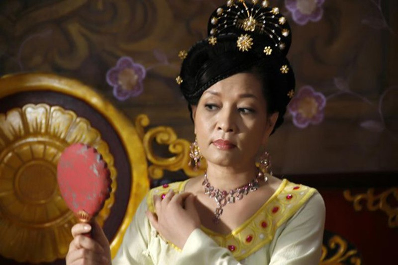 Theo Dân Việt, Hà Xuyên của Biệt động Sài Gòn chia sẻ trên truyền thông, bà không bỏ nghề và sẵn sàng nhận vai nếu có kịch bản thích hợp. Vài năm trước, bà được mời đóng vai mẹ của nhạc sĩ Trịnh Công Sơn trong phim Em và Trịnh, nhưng bà từ chối vì cho rằng mình không thể làm tốt. Ảnh: Gia Đình và Xã Hội.