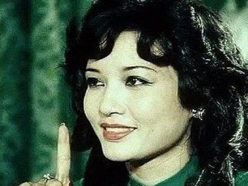 Nghệ sĩ Hà Xuyên đóng vai Ngọc Mai - chiến sĩ tình báo có bí danh Z20 trong Biệt động Sài Gòn. Sau đó, bà góp mặt trong các phim: Cô gái trên sông, Lưới trời, Hướng nghiệp, Đô la trắng, Những chiếc lá thời gian, Đại gia đình... Ảnh: Tiền Phong.