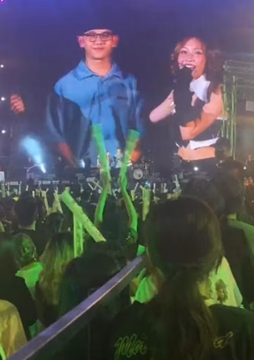  Con gái Mỹ Linh cho biết, Quốc Tít dàn dựng vũ đạo cho cô trong đêm nhạc. Ảnh: Thương Hiệu Và Pháp Luật.