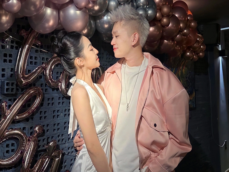 B Ray công khai hẹn hò Tammy Phạm - một hot girl sinh năm 2001, vào tháng 2/2023. Ảnh: Dân Trí.