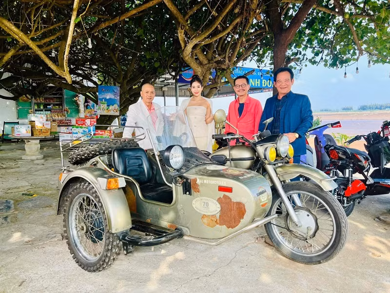 Mỗi năm, vai ông Sự của Quang Tèo trong Đại gia chân đất lại có những thay đổi. 