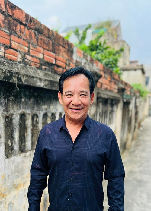 Được phong tặng danh hiệu NSƯT nhưng khi nhắc tới nam nghệ sĩ, nhiều khán giả chỉ gọi nghệ sĩ Quang Tèo mà không gọi là NSƯT Tiến Quang. Trong cuộc phỏng vấn với Vietnamnet, anh cho biết, anh không buồn mà cảm thấy vui.