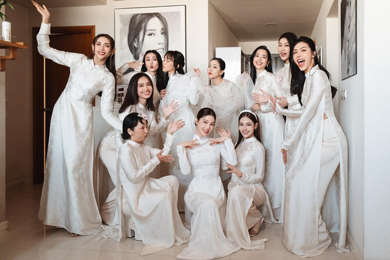 Sau lễ ăn hỏi, đám cưới của Diễm My được tổ chức vào ngày 21/12. Ảnh: FBNV.