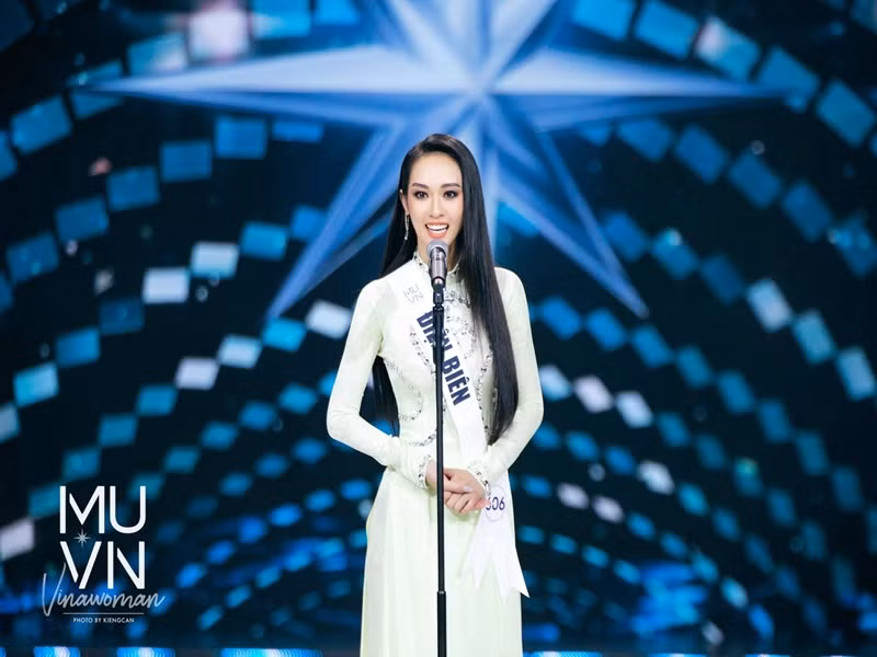Người đẹp Điện Biên từng tham gia Hoa hậu Hoàn vũ Việt Nam 2022. Tại sân chơi này, cô lọt top 10 chung cuộc.