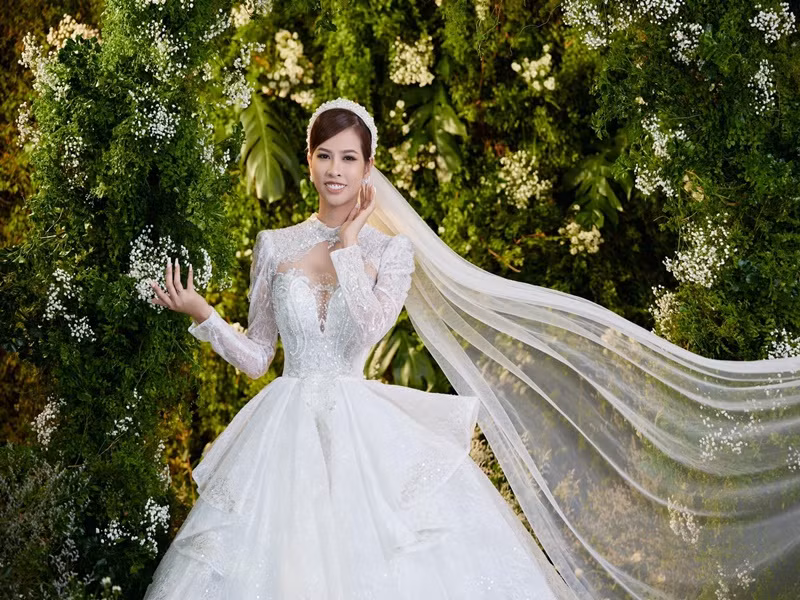 Vợ Quách Thành Danh chia sẻ, các con rất háo hức trước thềm đám cưới của bố mẹ. Hiện, cô chuẩn bị cho các con trang phục phù hợp mang tông màu trắng đen.