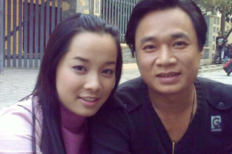 Chia sẻ trên Dân Trí, Minh Hương cho biết, khi xem lại phim, cô thấy mình diễn không được tinh tế lắm, nhiều phân đoạn còn non. “Vẫn là câu nói muôn thuở, nếu được làm lại, sẽ làm tốt hơn. Nhưng đúng là khi ấy mình còn trẻ con. Dù sao, mọi người cũng nói vai ấy hợp với tôi. Cá nhân tôi chưa hài lòng lắm... Mong khán giả sẽ lượng thứ và ủng hộ”, cô nói. Ảnh: Dân Trí.