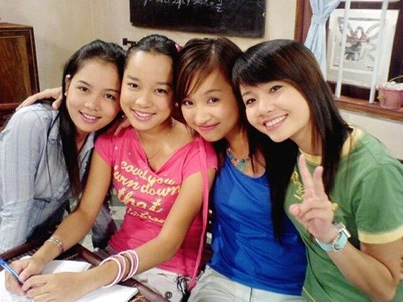 Khi đóng Nhật ký Vàng Anh, Minh Hương 20 tuổi, đang là sinh viên Học viện Âm nhạc Quốc gia, khoa đàn tỳ bà. Vẻ ngoài dịu dàng, diễn xuất tự nhiên giúp Minh Hương được nhiều khán giả yêu thích. Ảnh: Dân Việt