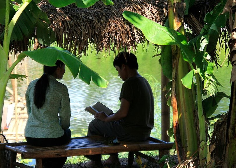 Vai Lanh của Minh Hương là người phụ nữ xinh đẹp có học thức khiến hôn nhân của Yến và Hạnh chao đảo. Nhiều khán giả đánh giá Minh Hương diễn tròn vai. Ảnh: Vnmedia.