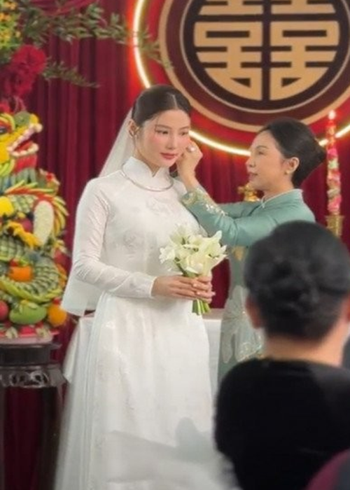 Diễm My đổi cách xưng hô với bố mẹ Vinh Nguyễn từ bác sang bố mẹ từ lâu. Ảnh: Đời Sống Và Pháp Luật.