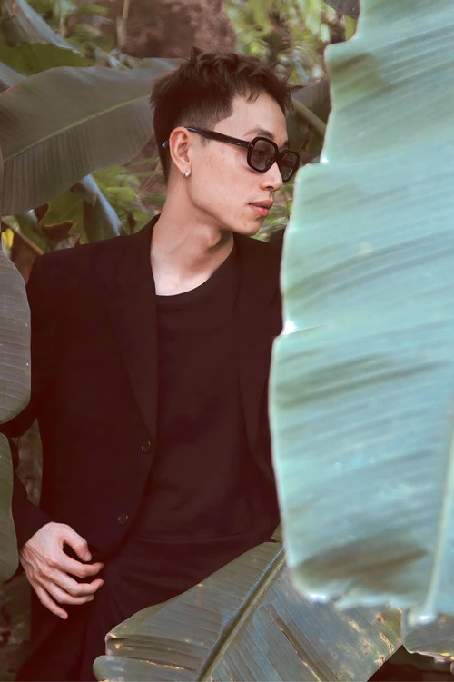 “Trước khi thi Rap Việt, có khoảng thời gian mình rất cô đơn, mình còn từng viết một cái story “sẽ trân trọng người con gái bên mình từ khi mình chưa có gì. Nhưng mà tiếc là thời gian này lại không có một ai", Phụ Nữ Số dẫn lời Double2T.