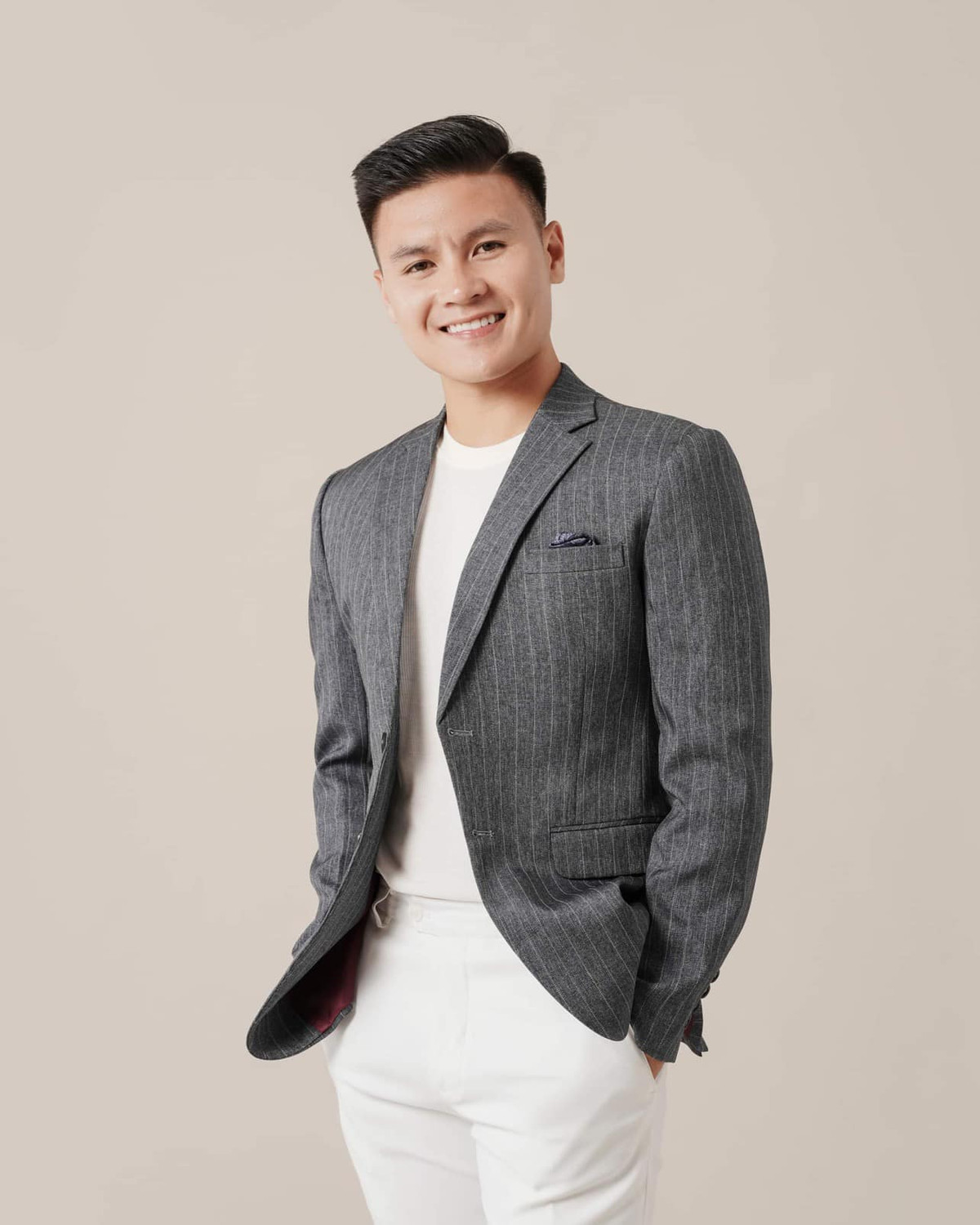 Loạt ảnh 'khi xưa ta bé' của dàn cầu thủ Việt Nam - Hình 2 Loat anh 'khi xua ta be' cua dan cau thu Viet Nam-Hinh-2