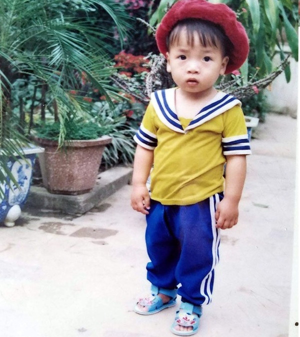 Loạt ảnh 'khi xưa ta bé' của dàn cầu thủ Việt Nam - Hình 7 Loat anh 'khi xua ta be' cua dan cau thu Viet Nam-Hinh-7