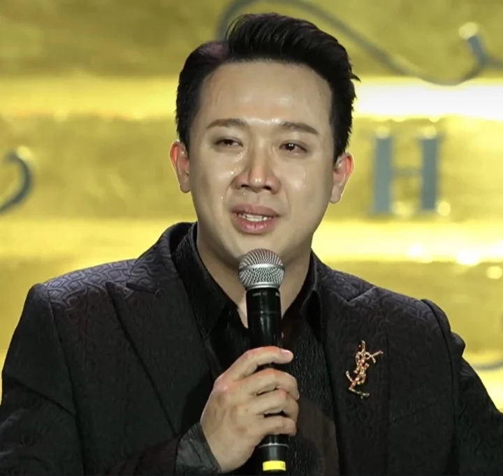 Tran Thanh than 'doi nghe si kho nuot' vay nghe gi la de dang?