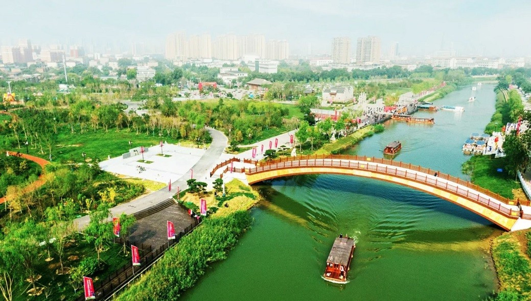 Nhieu diem den Trung Quoc 'thay da doi thit', hay 'xach balo len va di'