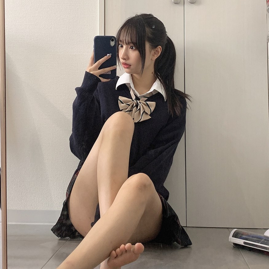 Fujikawa Ralumu cho biết, cô hi vọng sẽ trở thành một diễn viên và sẽ cố gắng hết sức mình để thực hiện mơ ước của mình.