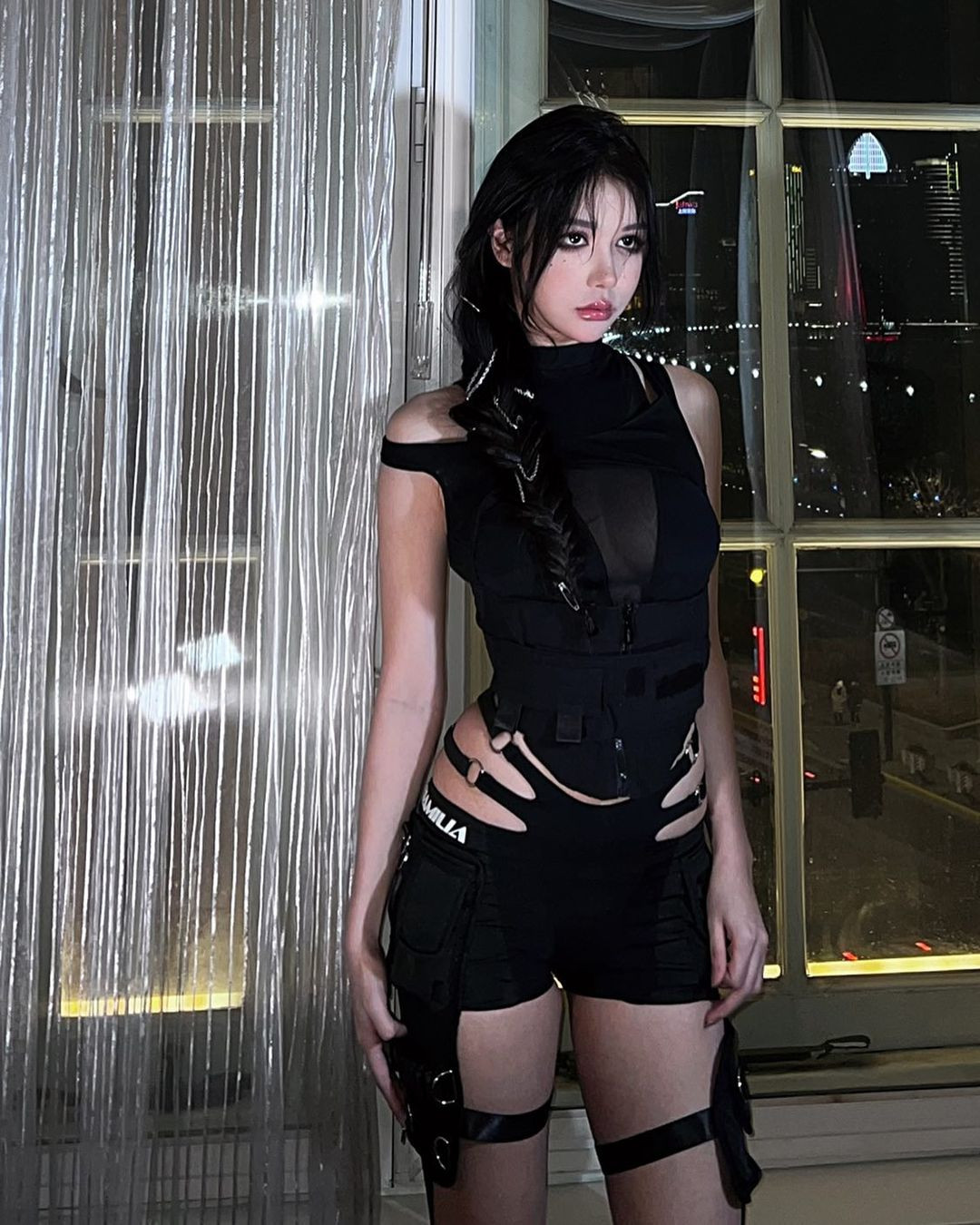 Lý do là bởi cơ thể của cô nàng không hề có khuyết điểm.