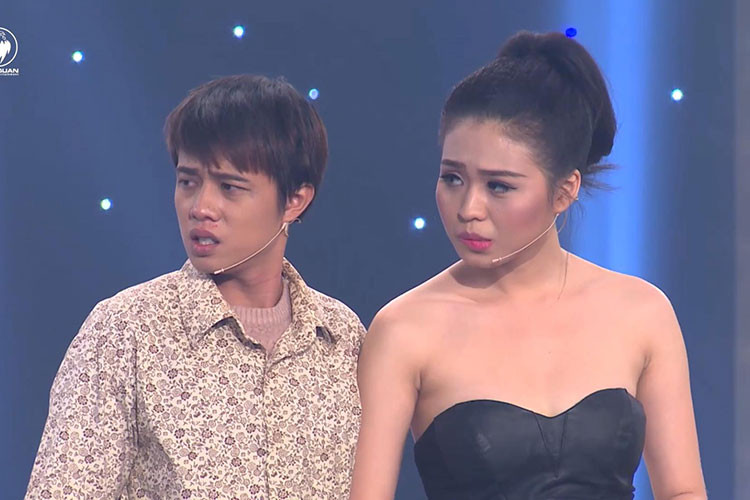 Tuấn Dũng có ngoại hình nhỏ nhắn, khuôn mặt đậm chất “bi kịch” nhưng gây ấn tượng với lối diễn hài hước, duyên dáng và giọng ca ngọt ngào.