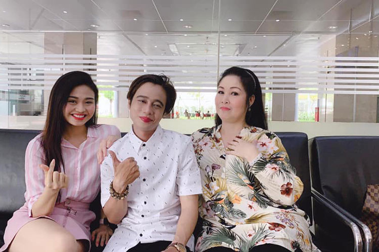 Năm 2018, khi vướng tin đồn hẹn hò với Tuấn Dũng, Lê Lộc từng lên tiếng phủ nhận.