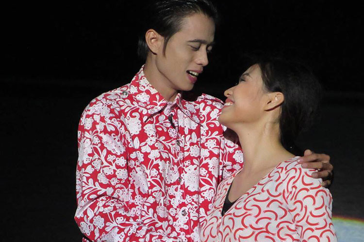 Sự ăn ý khi hợp tác khiến cả hai vướng tin đồn hẹn hò.