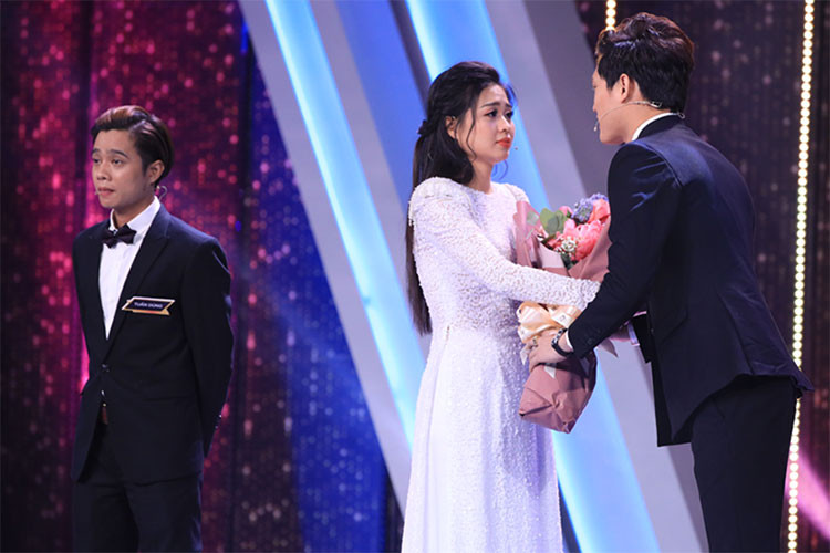 Tuấn Dũng đến với "Người ấy là ai" để chinh phục Lê Lộc. Tuy nhiên, anh đã bị con gái của Lê Giang từ chối.